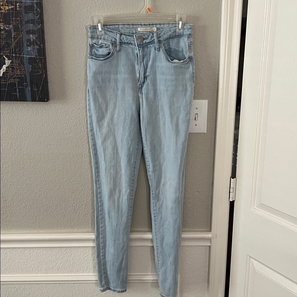 Levi’s High Rise Skinny Jeans🩵
